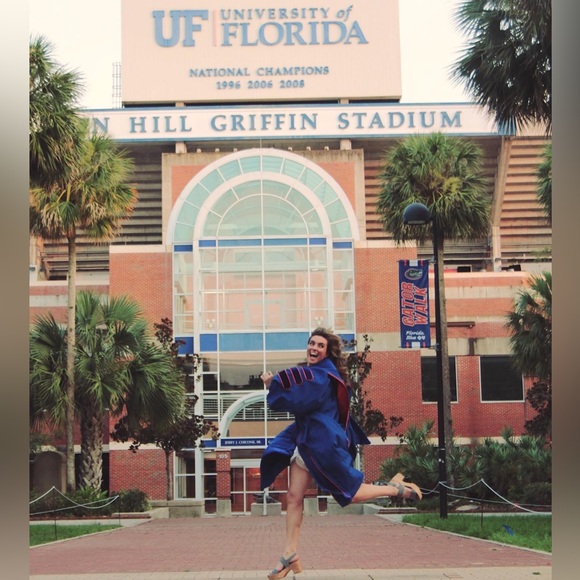 Caity Mac silent live๐งก - Picture 1 of 8